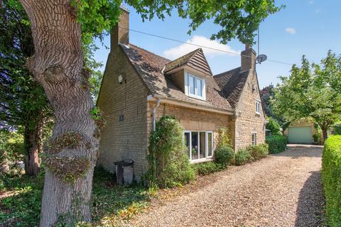 3 bedroom character property for sale, High Street, Maxey, Peterborough