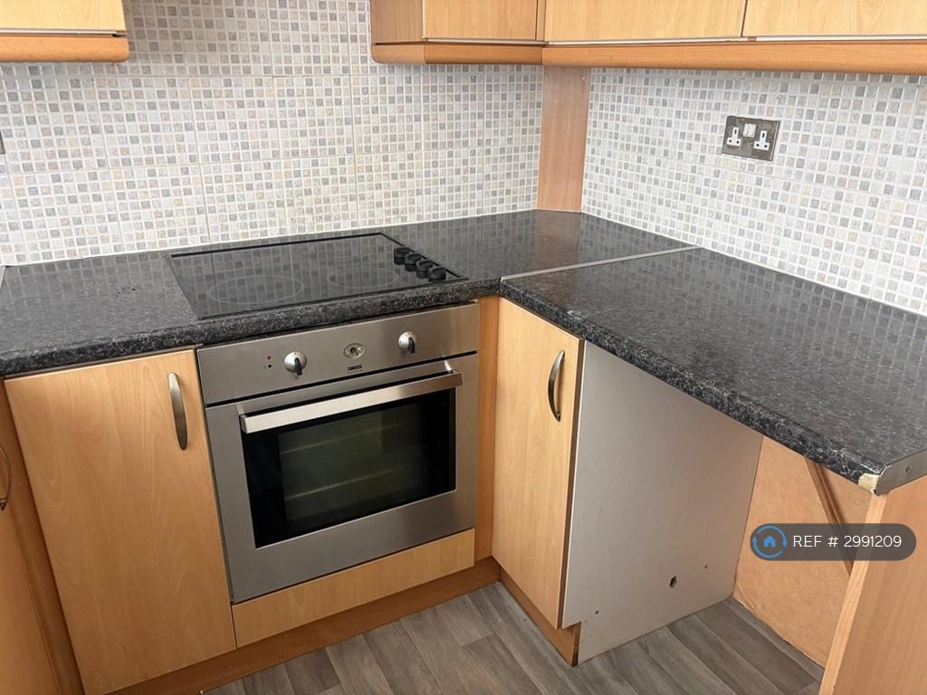 Apartment in Leeds, West Yorkshire - More