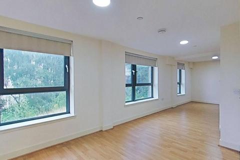 Studio to rent, Hill Street, Glasgow, G3