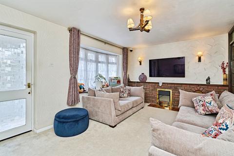 3 bedroom detached house for sale, Helenny Close, Wednesfield, Wolverhampton