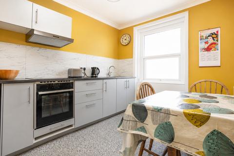 1 bedroom flat for sale, Ethelbert Crescent, Margate, Kent, CT9