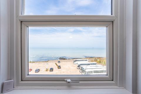 1 bedroom flat for sale, Ethelbert Crescent, Margate, Kent, CT9