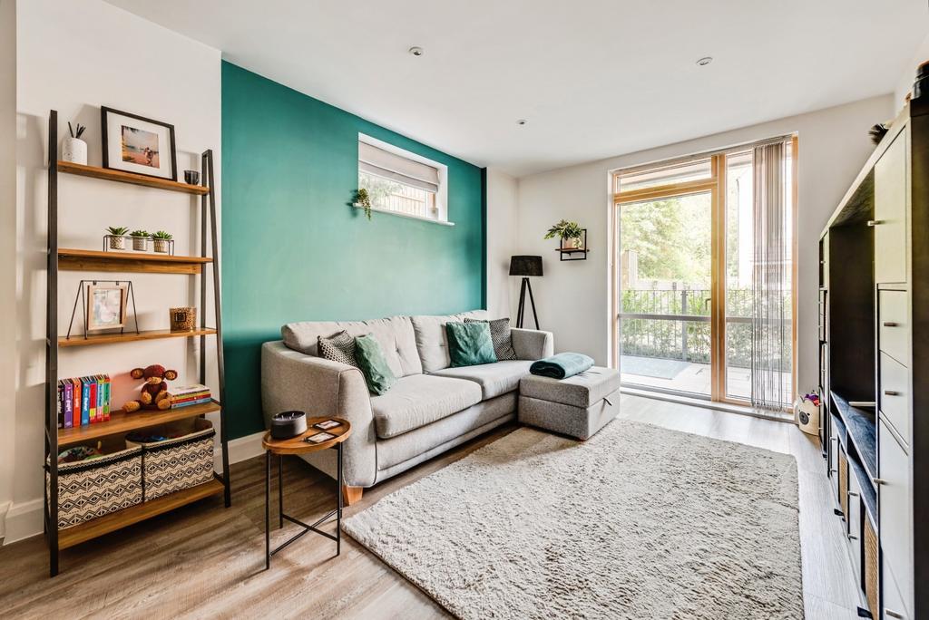 Apartment in Oxford, Temple Cowley, Cowley - View 2