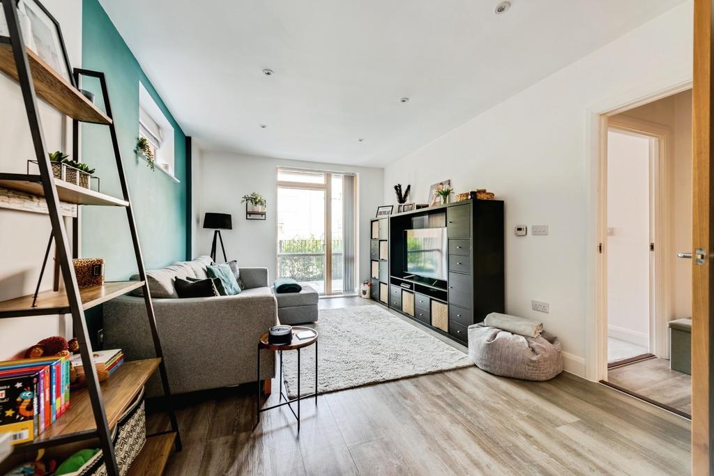 Apartment in Oxford, Temple Cowley, Cowley - View 5
