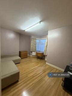 2 bedroom maisonette to rent, Norton Road, Wembley, HA0