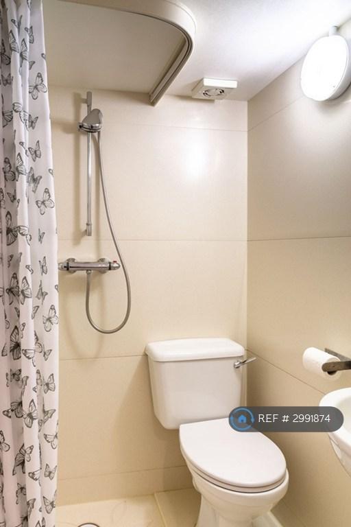 Apartment in London, Brondesbury Park, Brondesbury - View 5