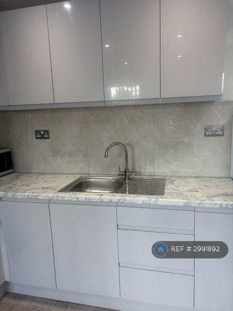 Apartment in London, Hornsey - View 3