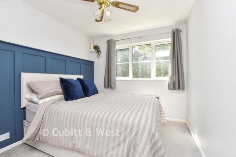 2 bedroom flat for sale, Autumn Drive, Sutton SM2