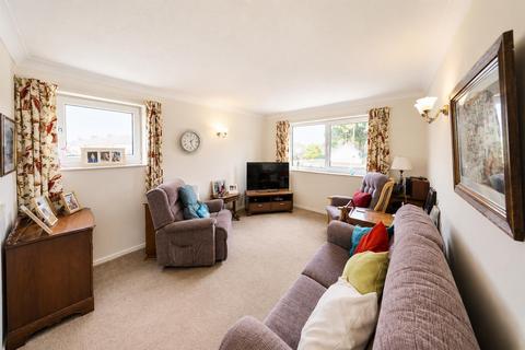2 bedroom flat for sale, Albion Court, Anlaby Common, Hull