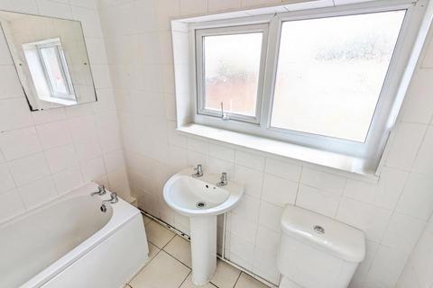 4 bedroom terraced house to rent, Northfield Road, Coventry, West Midlands, CV1