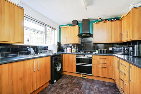 3 bedroom house to rent, Sycamore Road, Bicester, OX25