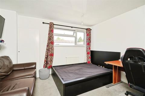 3 bedroom house to rent, Sycamore Road, Bicester, OX25