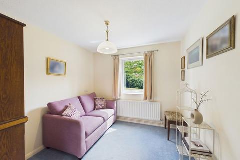 2 bedroom ground floor flat for sale, Rushers Close, Pershore, WR10