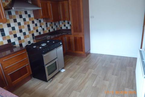 3 bedroom semi-detached bungalow to rent, Carmarthen, ,