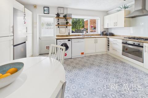 4 bedroom semi-detached house for sale, St Helens Crescent, Burton Joyce, Nottingham