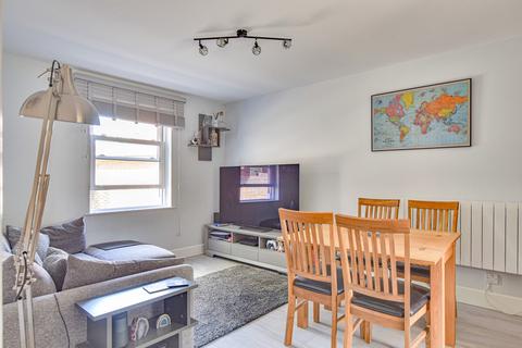 2 bedroom apartment for sale, Godfrey Way, Great Dunmow
