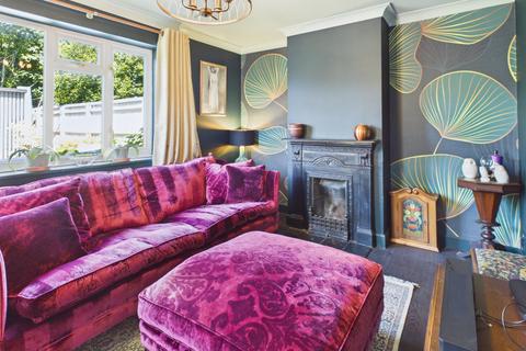 4 bedroom semi-detached house for sale, Meadow Way, Hyde Heath, Amersham, Buckinghamshire, HP6
