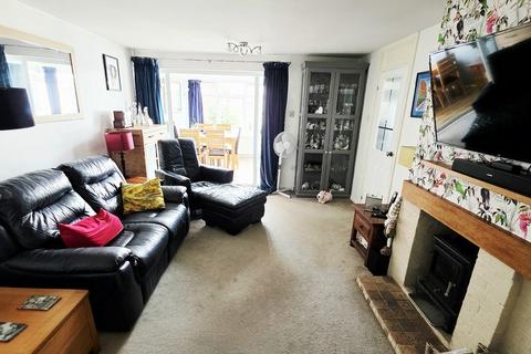 3 bedroom semi-detached bungalow for sale, Westminster Crescent, Brackley