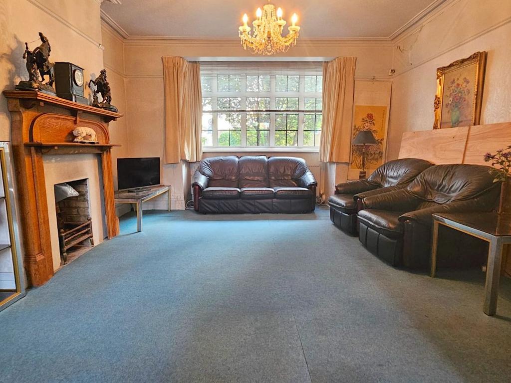 Living room, fireplace