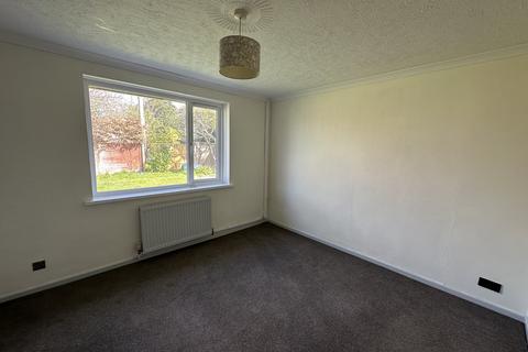 2 bedroom bungalow to rent, The Grove, Taunton, TA3