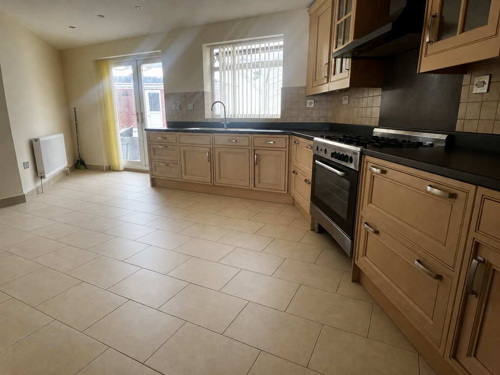 House in Birmingham, West Midlands - View 4