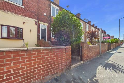 3 bedroom terraced house for sale, Featherstone Lane, Pontefract WF7