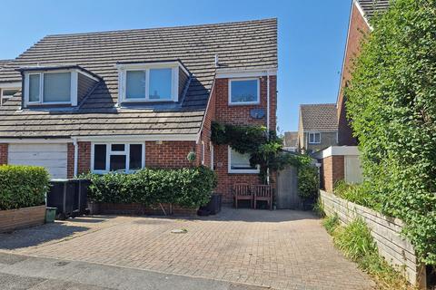 3 bedroom semi-detached house for sale, Blackwater Grove, Fordingbridge SP6