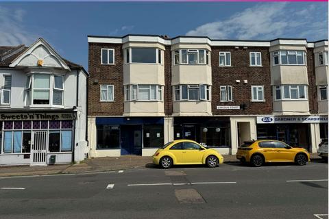 Retail property (high street) to rent, 119-125 South St Lancing BN15 8AS
