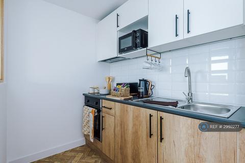 Studio to rent, North Road, Preston, PR1