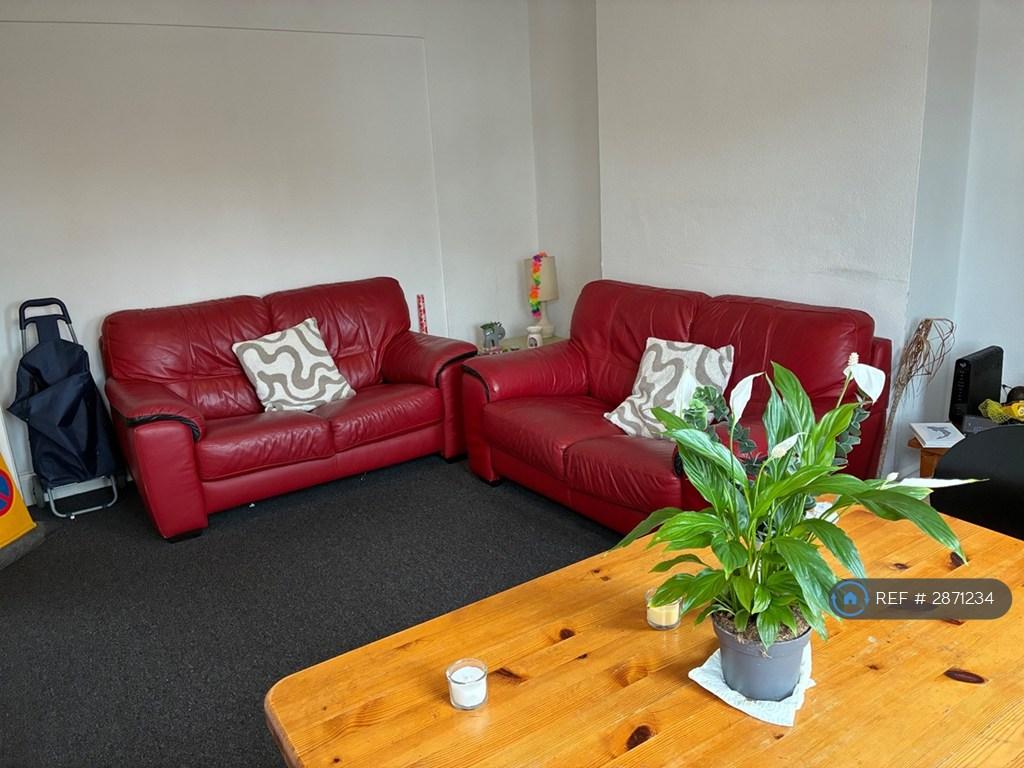 Apartment in Bournemouth, Springbourne - View 3