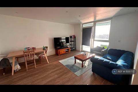 2 bedroom flat to rent, Telegraph Avenue, London, SE10