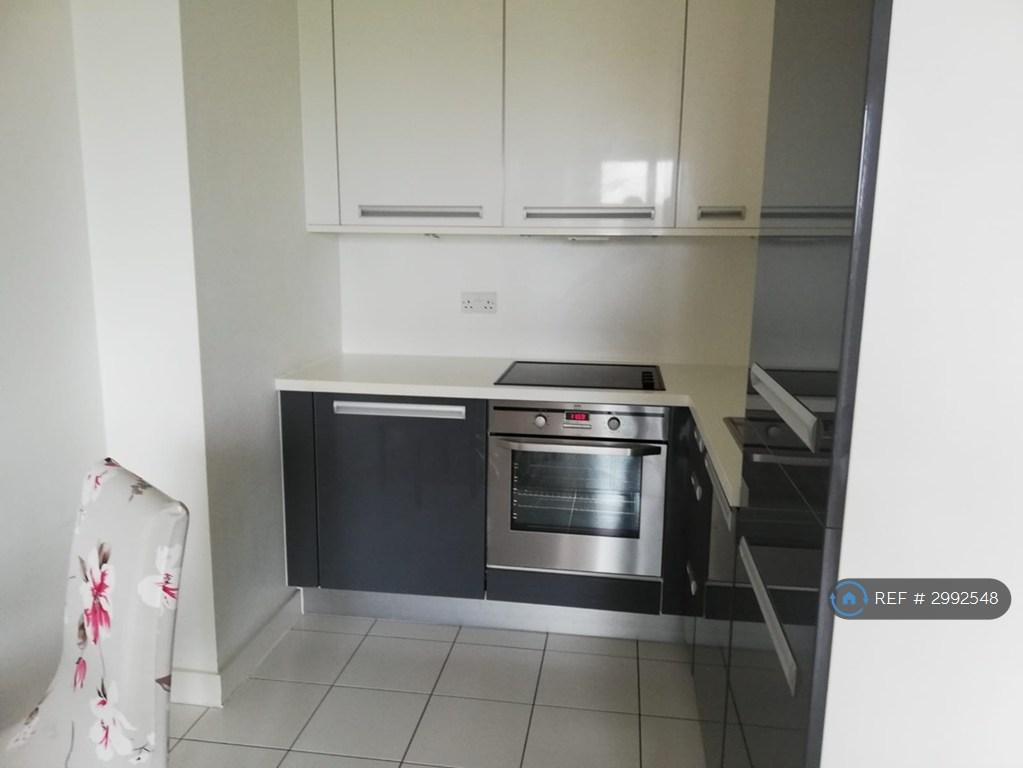 Apartment in London - View 2
