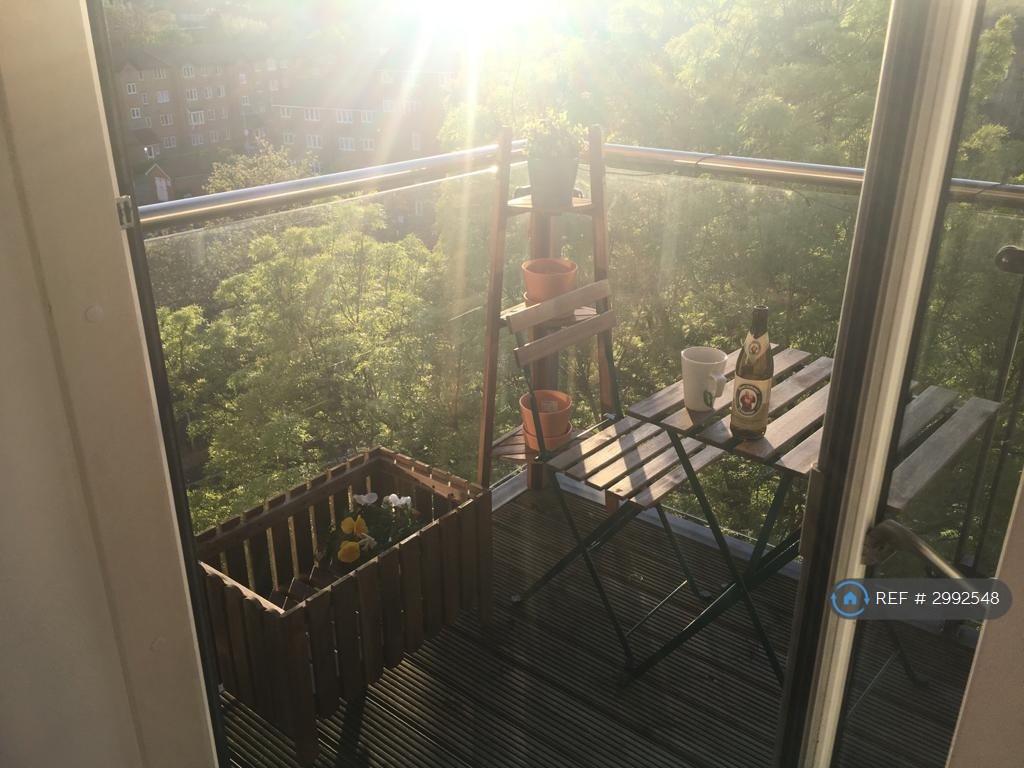 Apartment in London - View 3