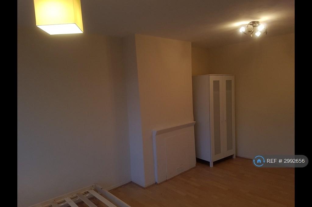 Apartment in London, Manchester Estate, Isle of Dogs - More