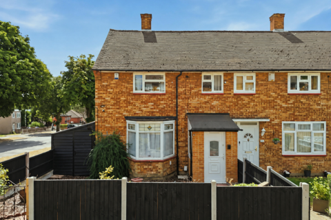 Redruth Walk, Romford, RM3