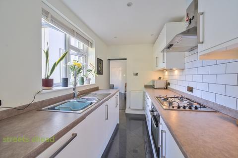 1 bedroom apartment for sale, Manor Road, Beckenham, BR3