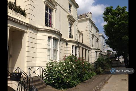 1 bedroom flat to rent, Terrace Road, London, W2