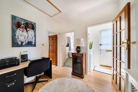 2 bedroom bungalow for sale, Howletts Lane, Ruislip