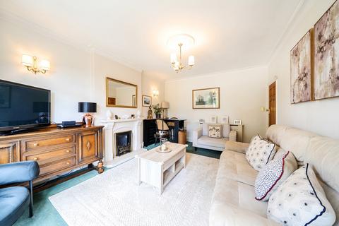 2 bedroom bungalow for sale, Howletts Lane, Ruislip