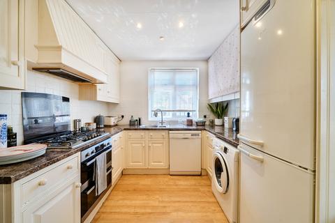 2 bedroom bungalow for sale, Howletts Lane, Ruislip