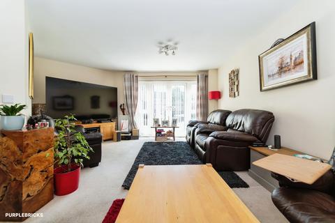 5 bedroom semi-detached house for sale, Monarch Rise, Stevenage, SG1