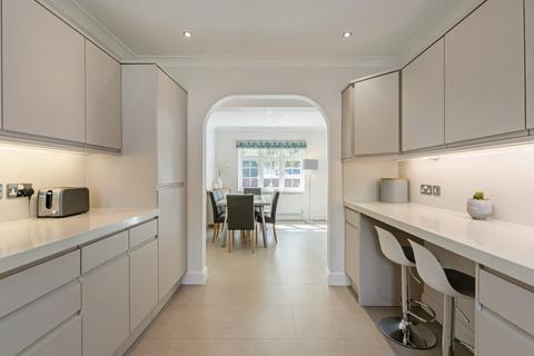 4 bedroom detached house for sale, Evelyn Way, Stoke d'Abernon, Cobham, Surrey, KT11