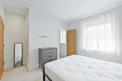 2 bedroom apartment to rent, St. Marks Road, Windsor, Berkshire, SL4