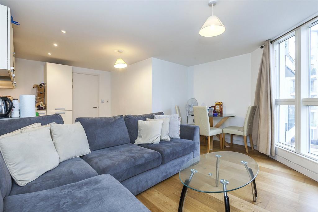 Apartment in London - View 3