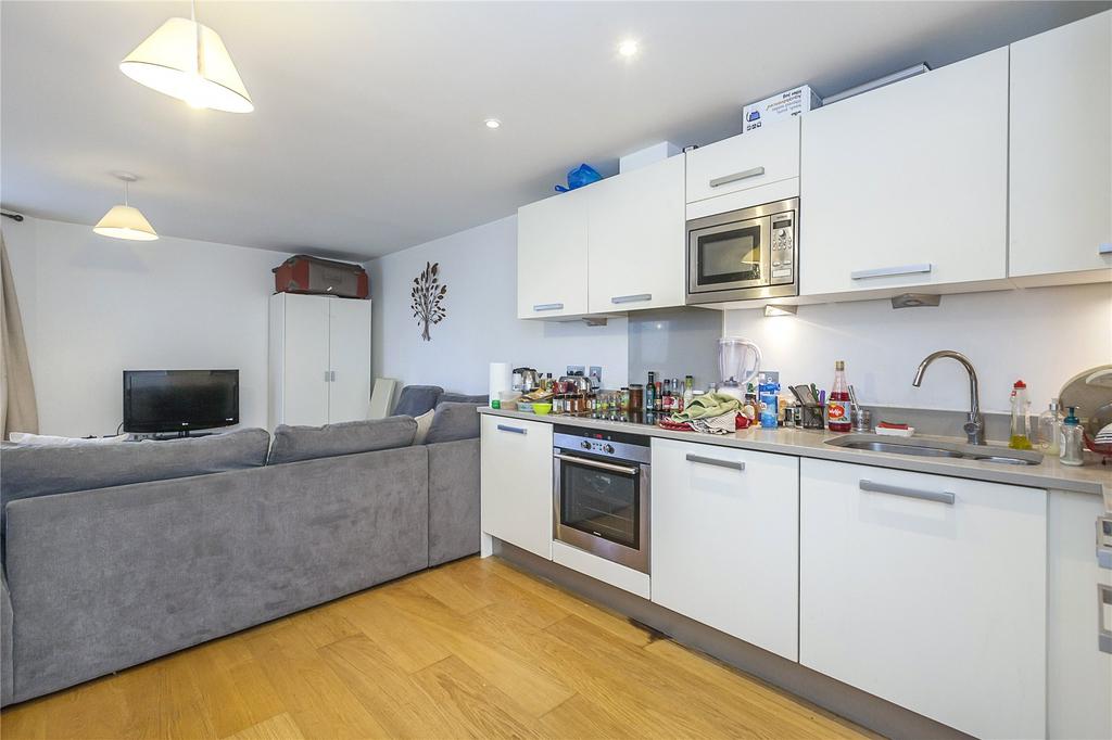 Apartment in London - View 4