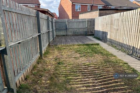 3 bedroom terraced house to rent, Brockwell Park, Hull, HU7