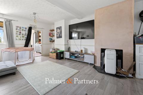 2 bedroom terraced house for sale, First Avenue, Walton on the Naze, Essex, CO14
