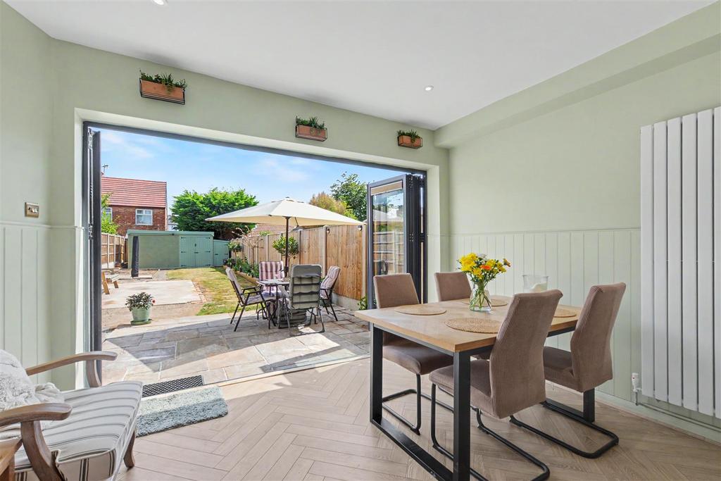 House in Nottingham, Beeston - View 3