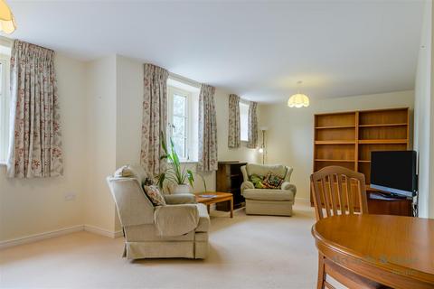 1 bedroom apartment for sale, Lewsey Court, Mercer Way, Tetbury