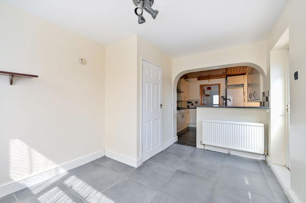 House in Morden, Lower Morden - View 4
